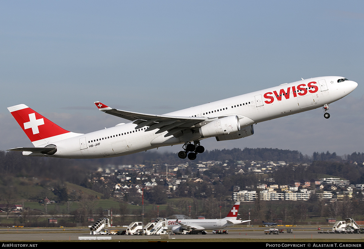 Aircraft Photo of HB-JHF | Airbus A330-343E | Swiss International Air Lines | AirHistory.net #567301