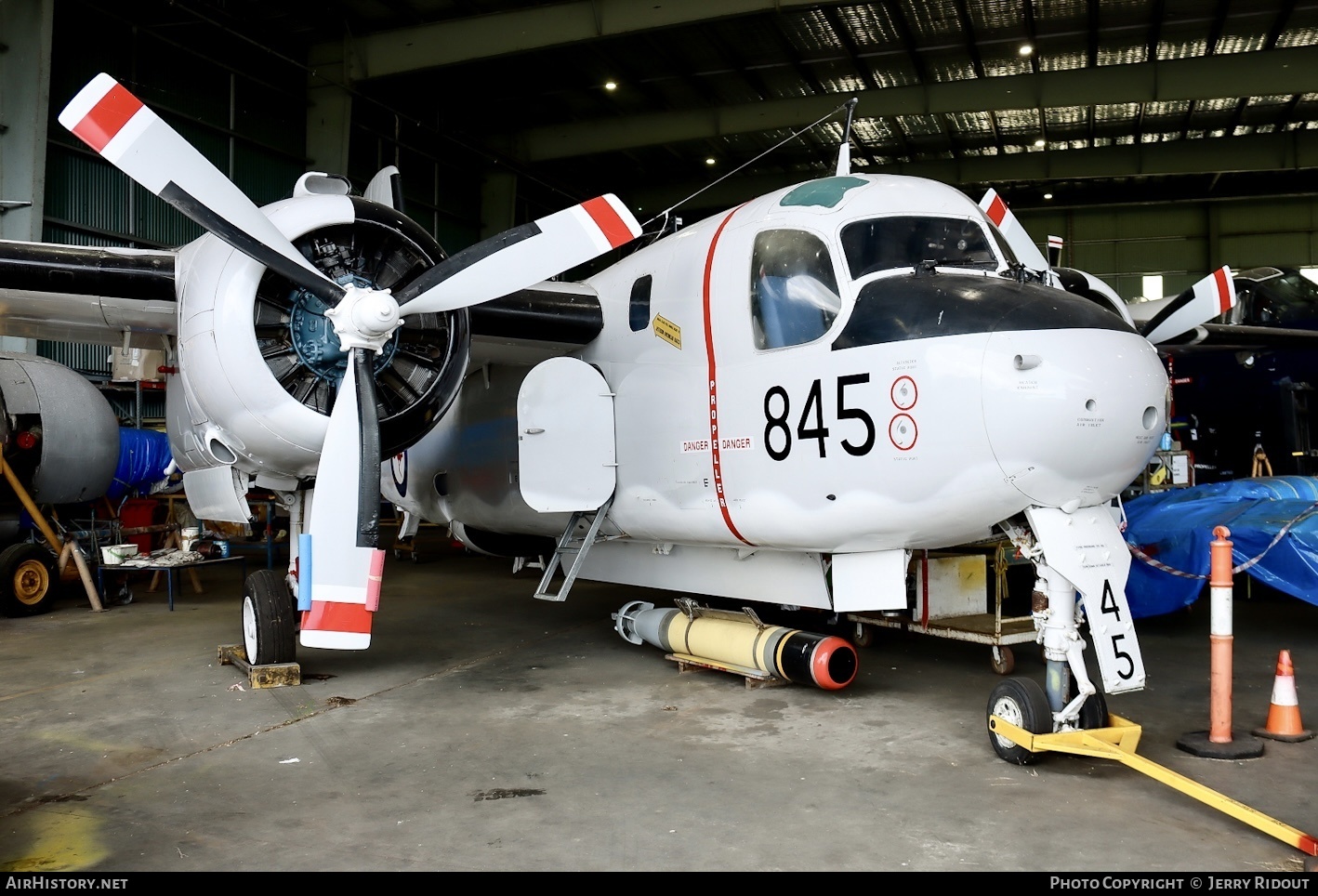 Aircraft Photo of N12-153600 | Grumman S-2E Tracker | Australia - Navy | AirHistory.net #567310