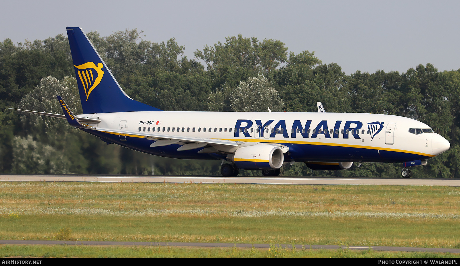 Aircraft Photo of 9H-QBG | Boeing 737-800 | Ryanair | AirHistory.net #567333