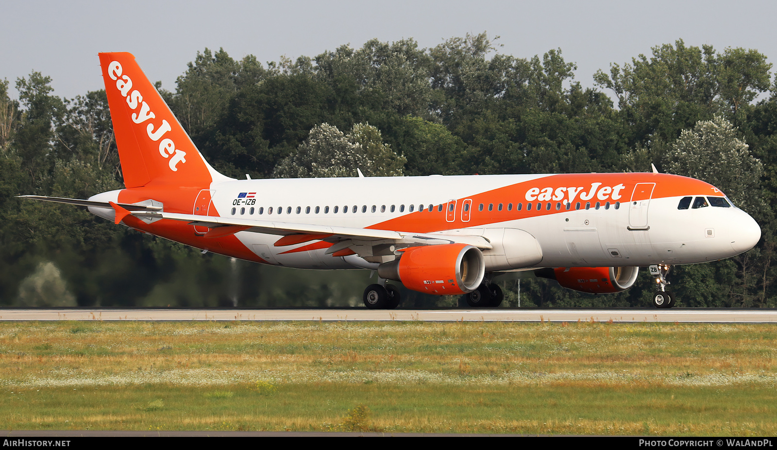 Aircraft Photo of OE-IZB | Airbus A320-214 | EasyJet | AirHistory.net #567343