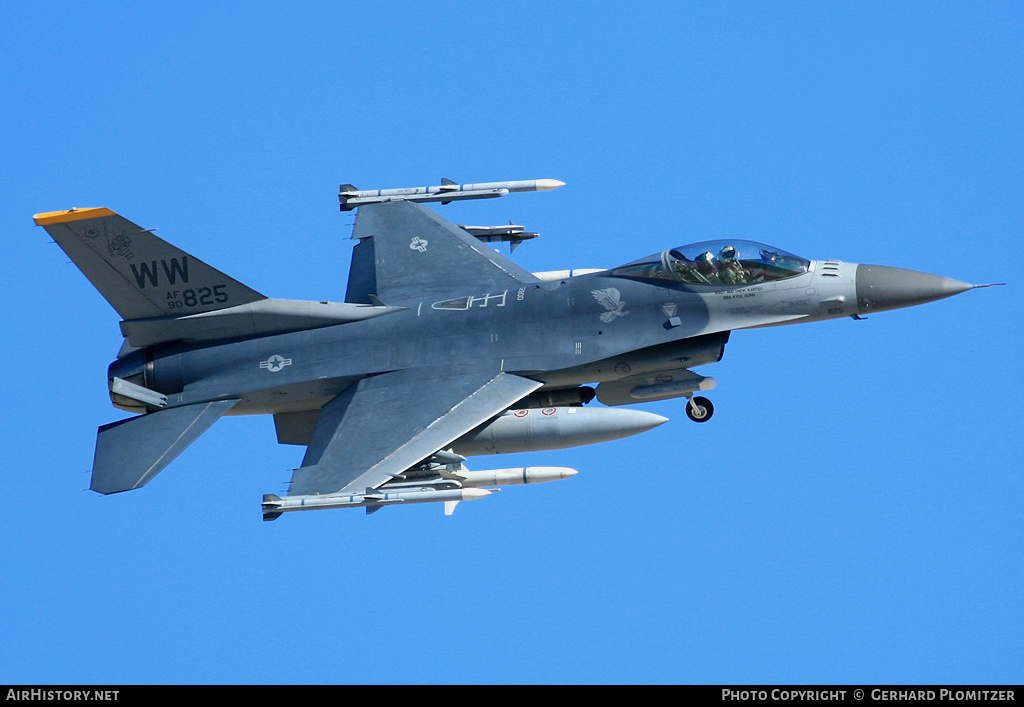 Aircraft Photo of 90-0825 | Lockheed F-16CM Fighting Falcon | USA - Air Force | AirHistory.net #567364