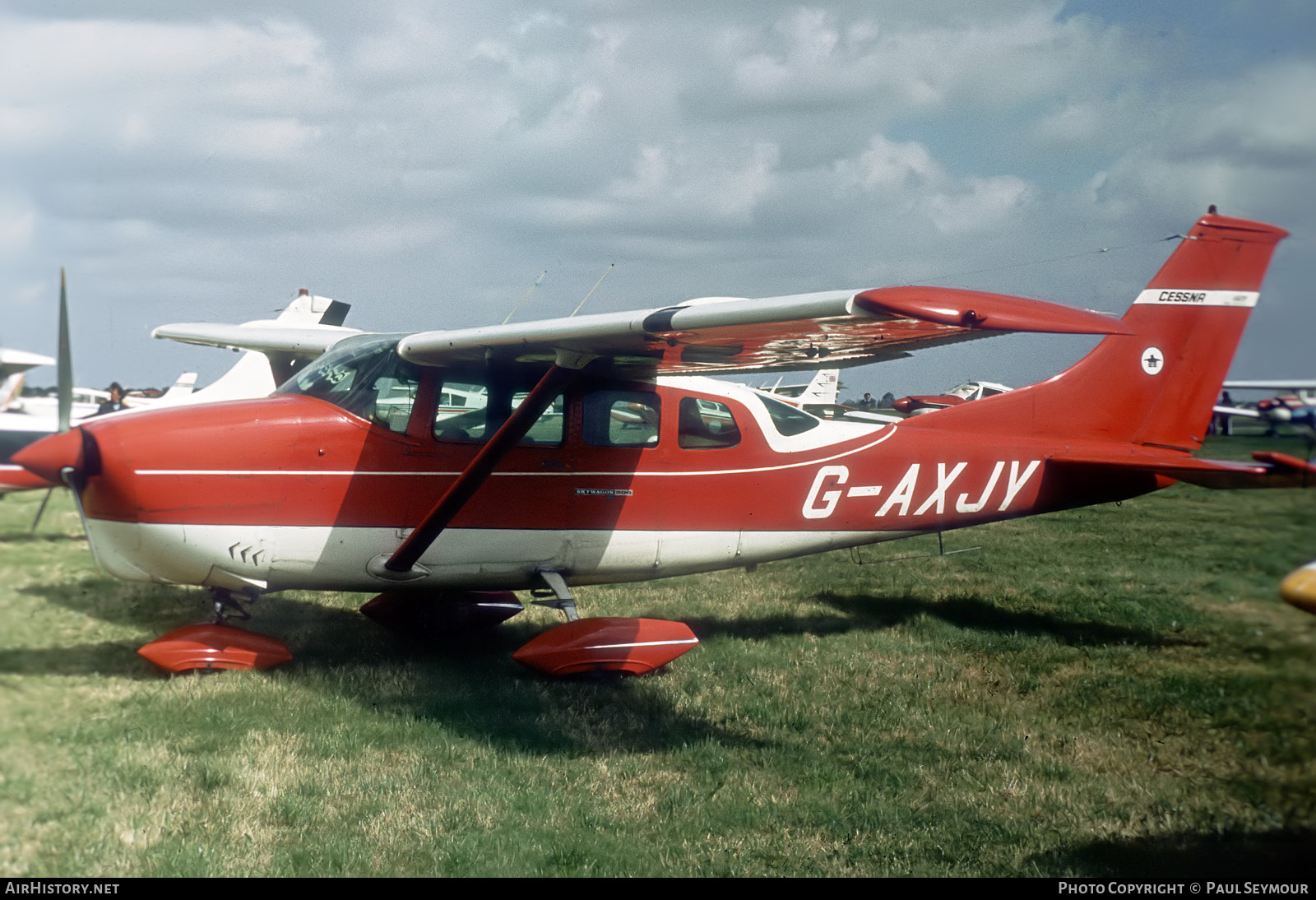 Aircraft Photo of G-AXJY | Cessna U206D Super Skywagon | AirHistory.net #567404