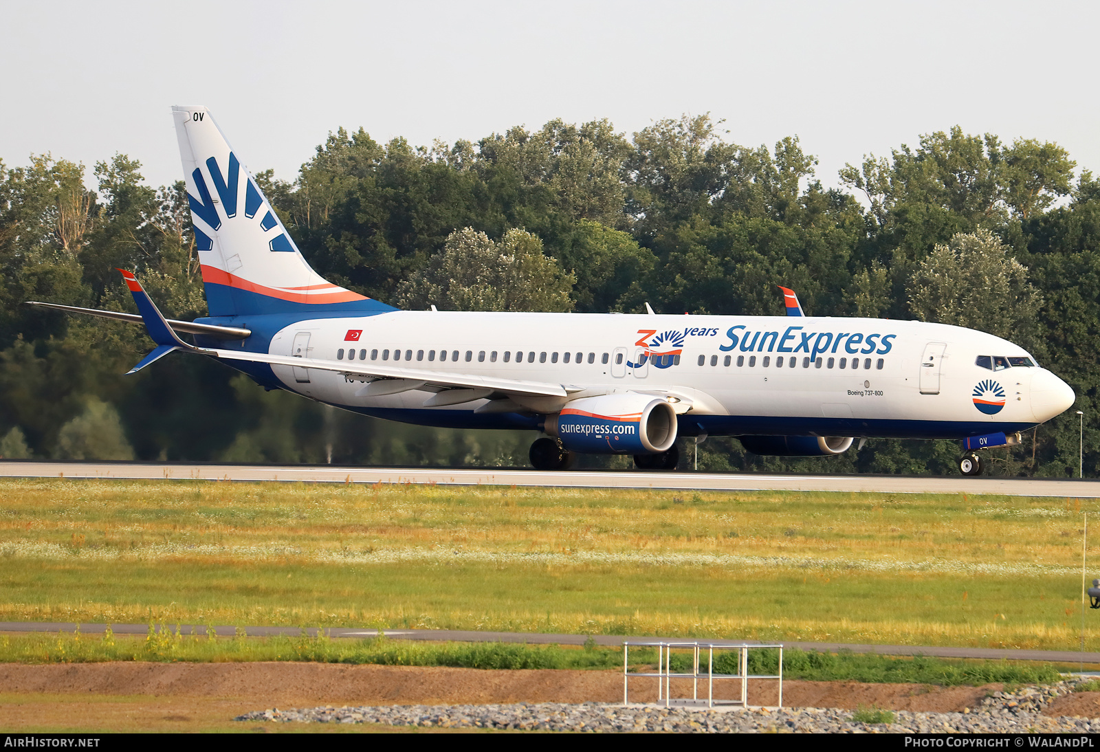 Aircraft Photo of TC-SOV | Boeing 737-8HC | SunExpress | AirHistory.net #567421