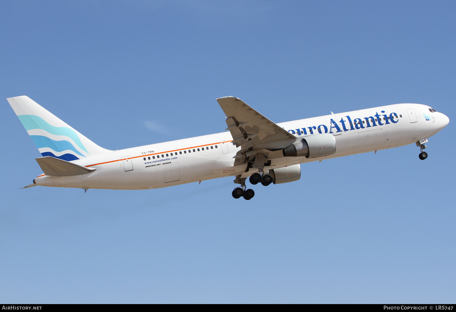 Aircraft Photo of CS-TRN | Boeing 767-33A/ER | Euro Atlantic Airways | AirHistory.net #567456