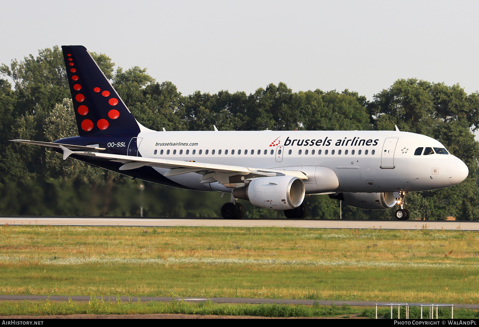 Aircraft Photo of OO-SSL | Airbus A319-112 | Brussels Airlines | AirHistory.net #567475
