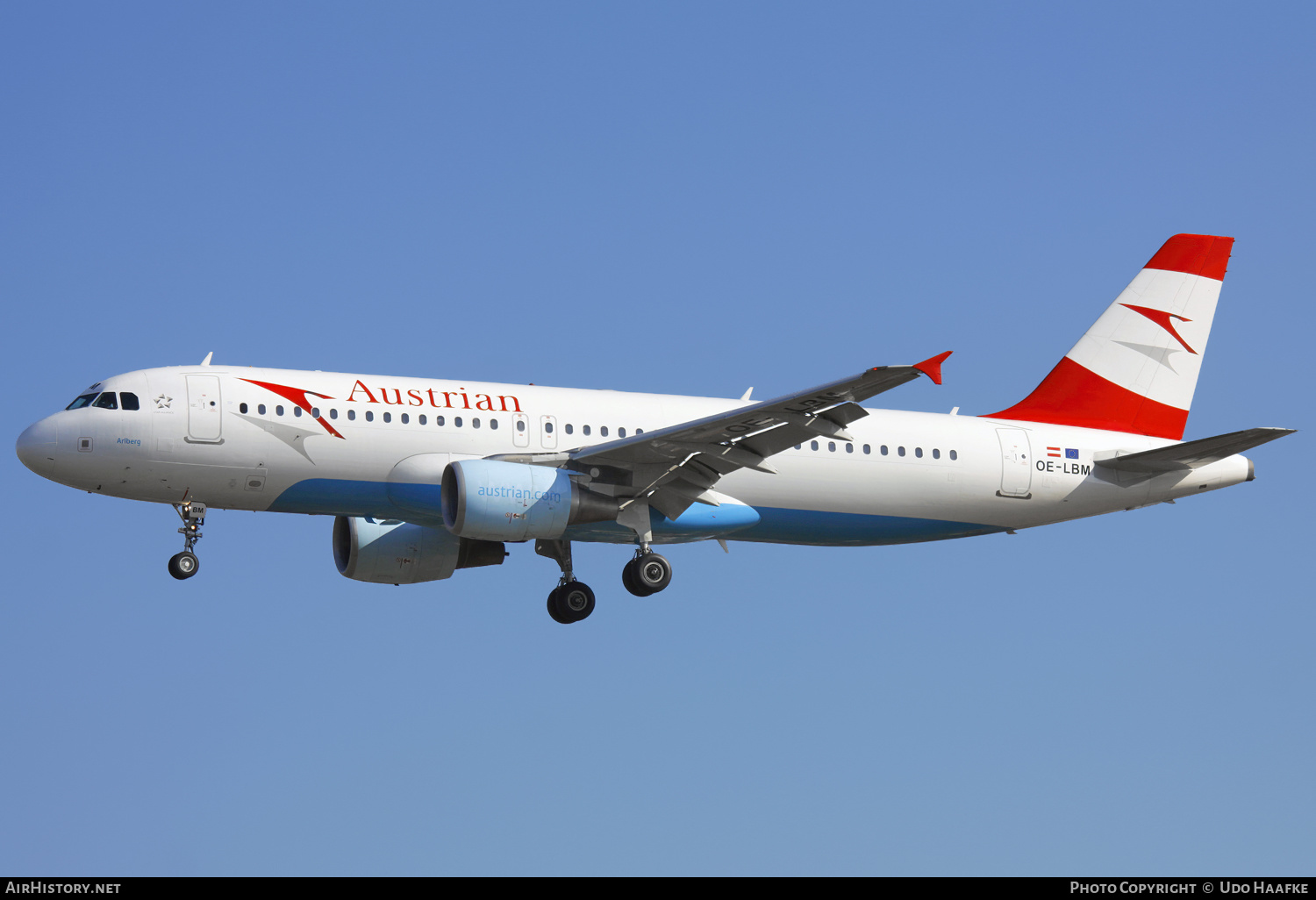 Aircraft Photo of OE-LBM | Airbus A320-214 | Austrian Airlines | AirHistory.net #567484