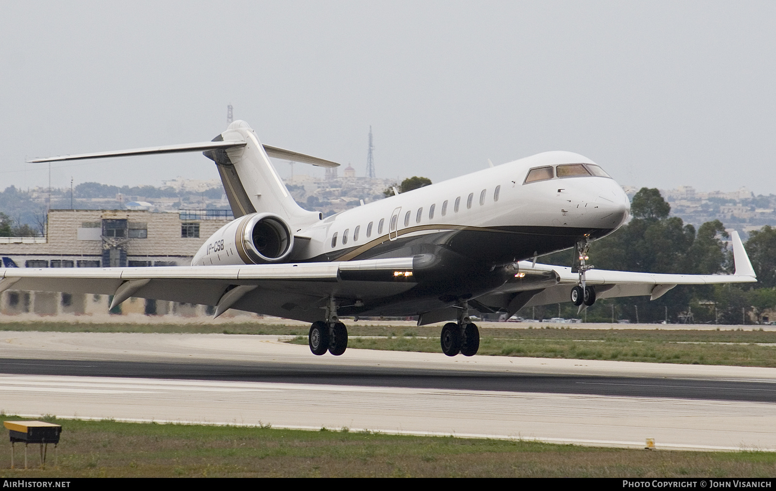 Aircraft Photo of VP-CSB | Bombardier Global 5000 (BD-700-1A11) | AirHistory.net #567506