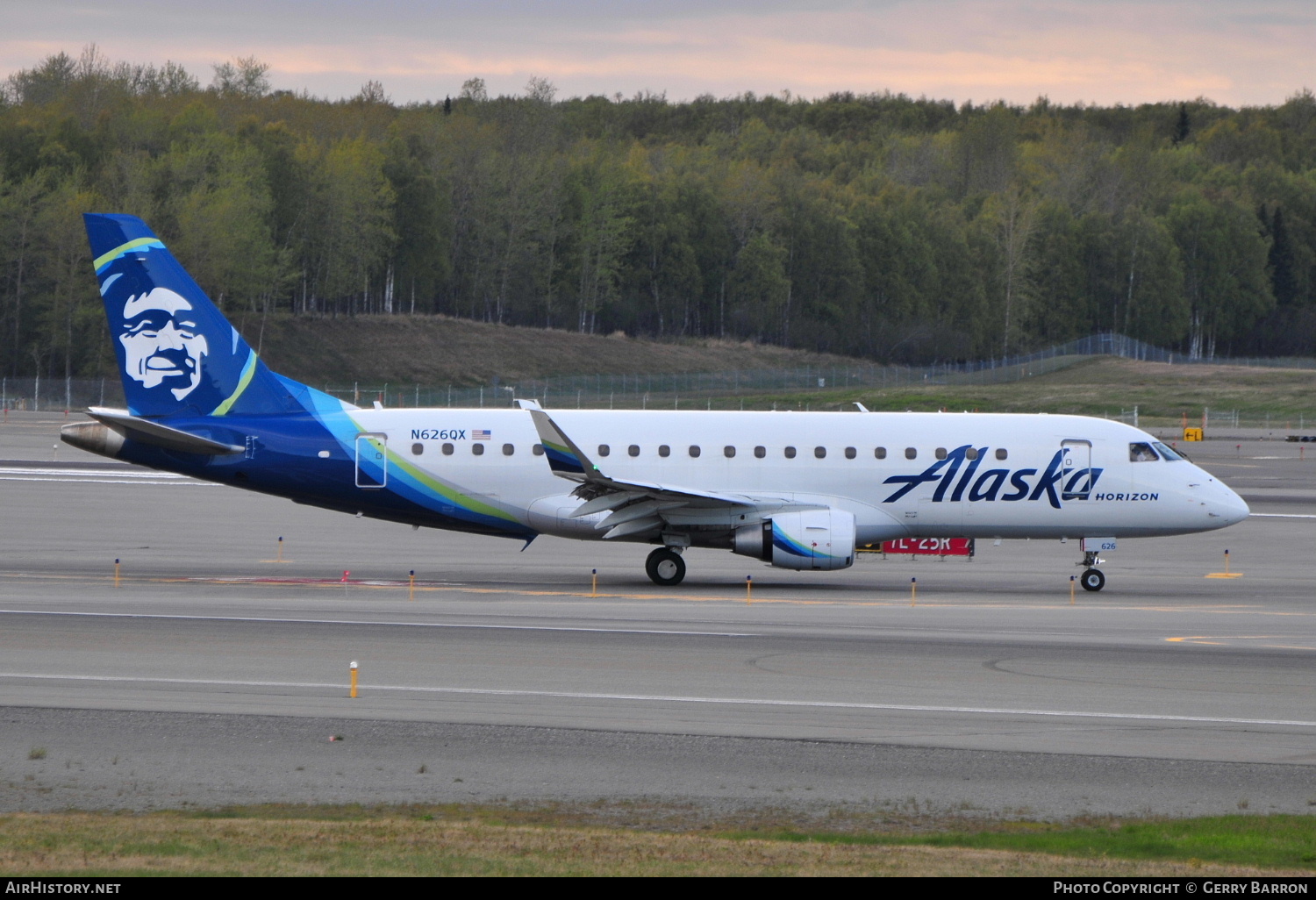 Aircraft Photo of N626QX | Embraer 175LR (ERJ-170-200LR) | Alaska Airlines | AirHistory.net #567546