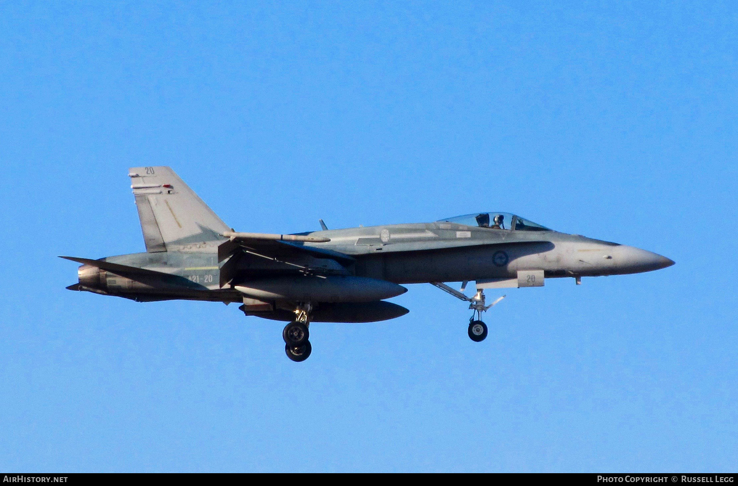 Aircraft Photo of A21-20 | McDonnell Douglas F/A-18A Hornet | Australia - Air Force | AirHistory.net #567721