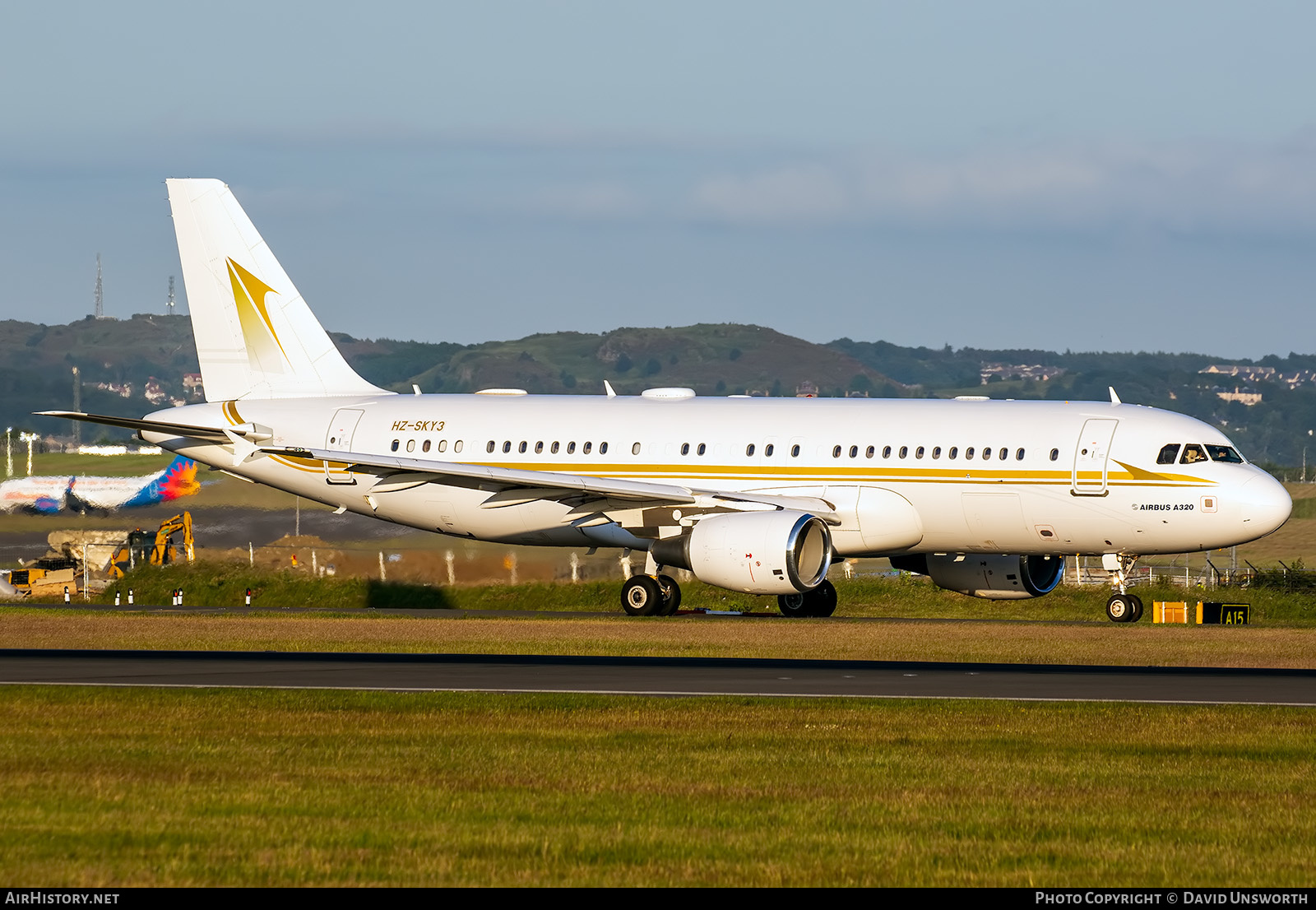 Aircraft Photo of HZ-SKY3 | Airbus ACJ320 (A320-214/CJ) | Sky Prime Aviation Services | AirHistory.net #567819