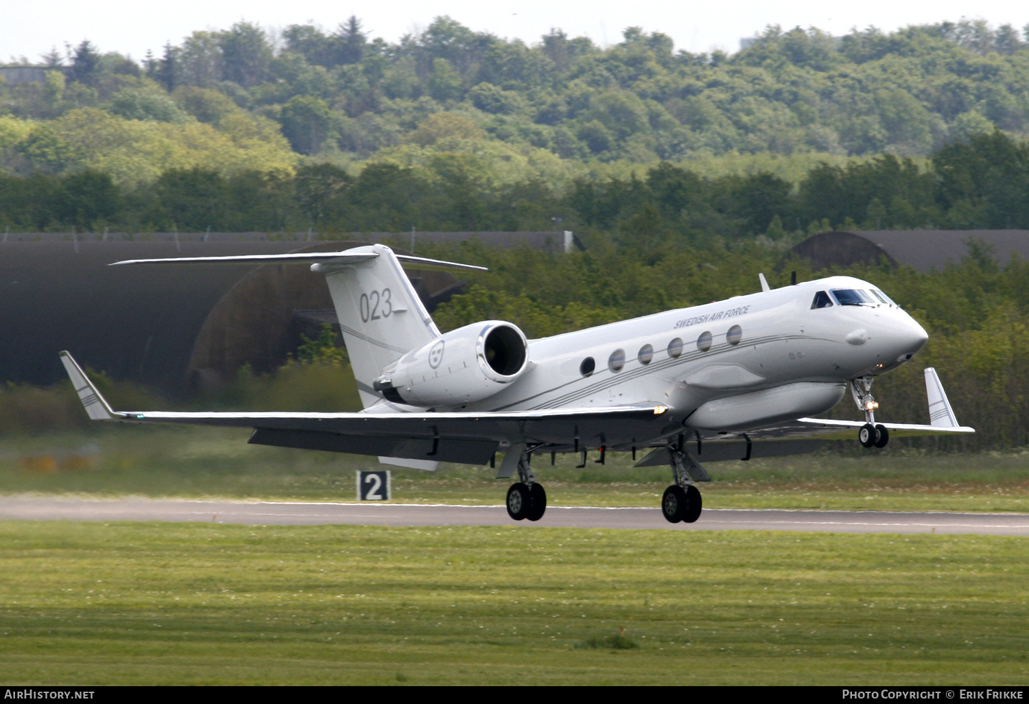 Aircraft Photo of 102003 | Gulfstream Aerospace S102B Korpen (G-IV) | Sweden - Air Force | AirHistory.net #567830