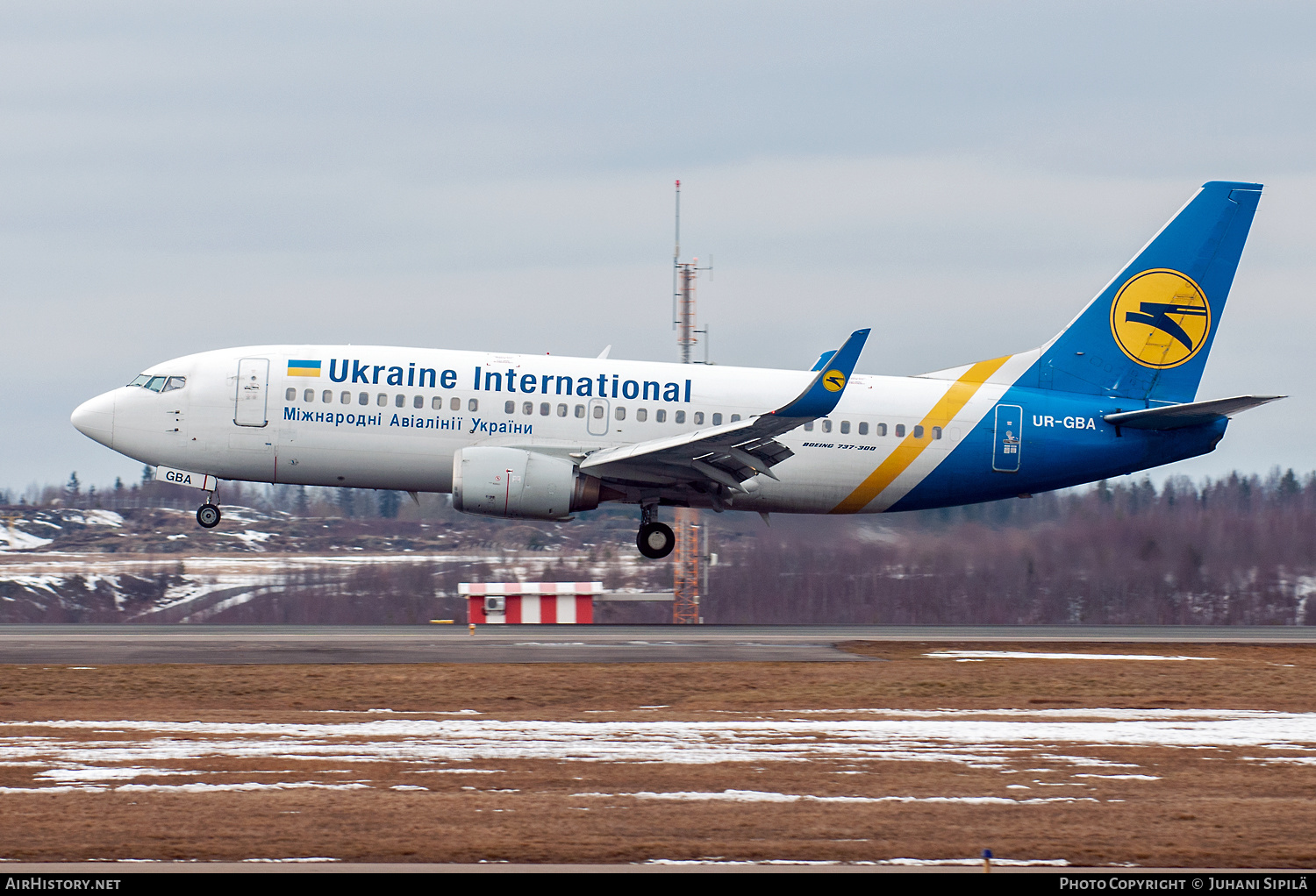 Aircraft Photo of UR-GBA | Boeing 737-36N | Ukraine International Airlines | AirHistory.net #567875