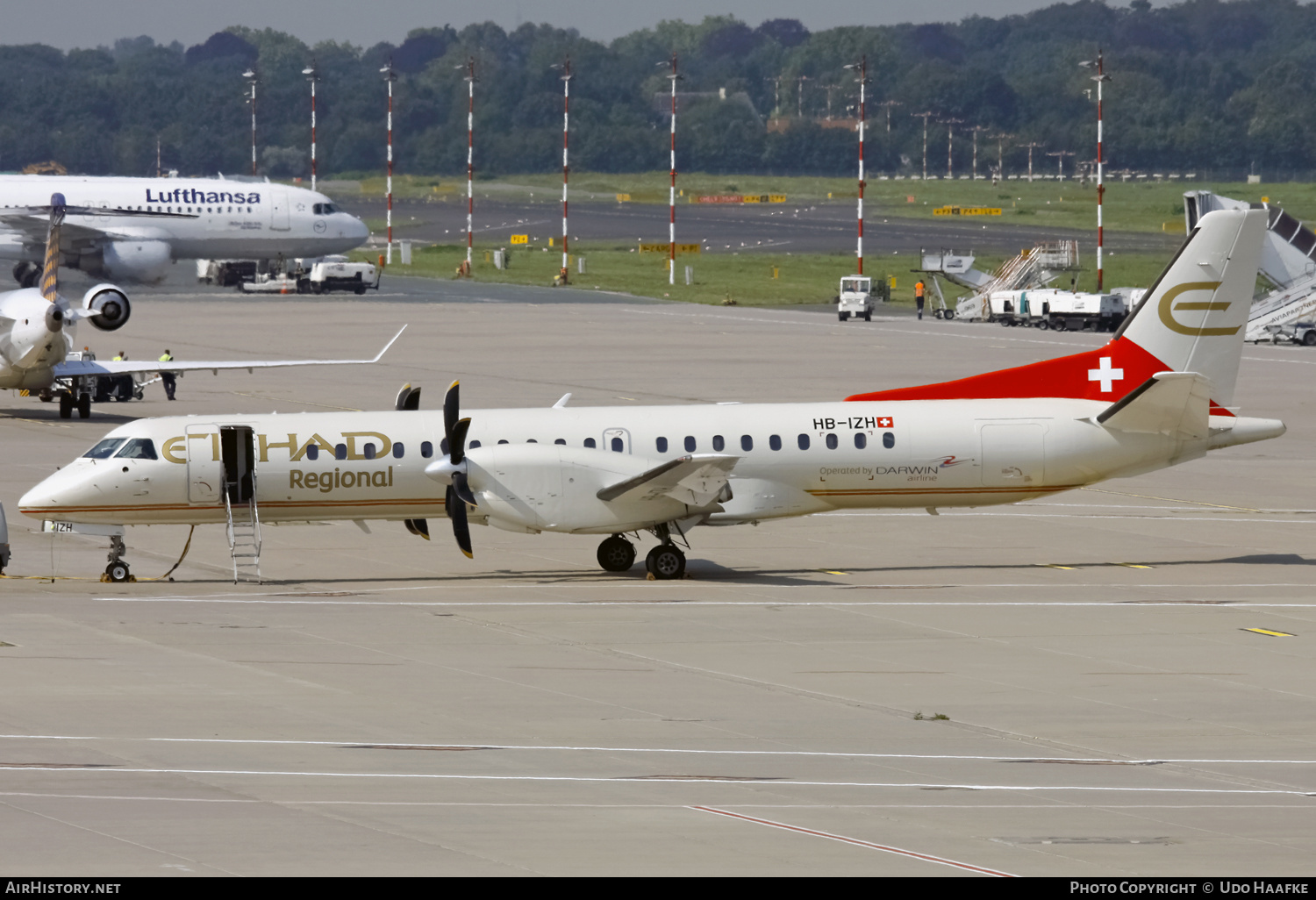 Aircraft Photo of HB-IZH | Saab 2000 | Etihad Regional | AirHistory.net #567940