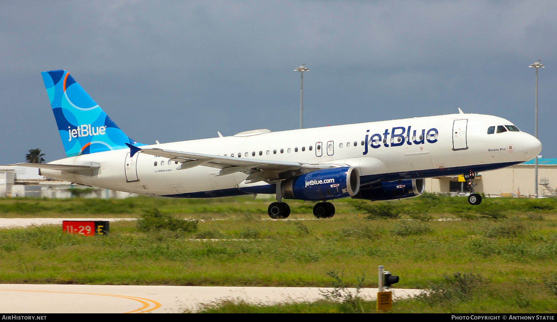 Aircraft Photo of N613JB | Airbus A320-232 | JetBlue Airways | AirHistory.net #567950