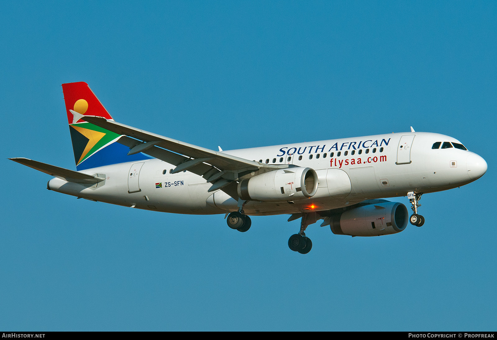 Aircraft Photo of ZS-SFN | Airbus A319-131 | South African Airways | AirHistory.net #567975