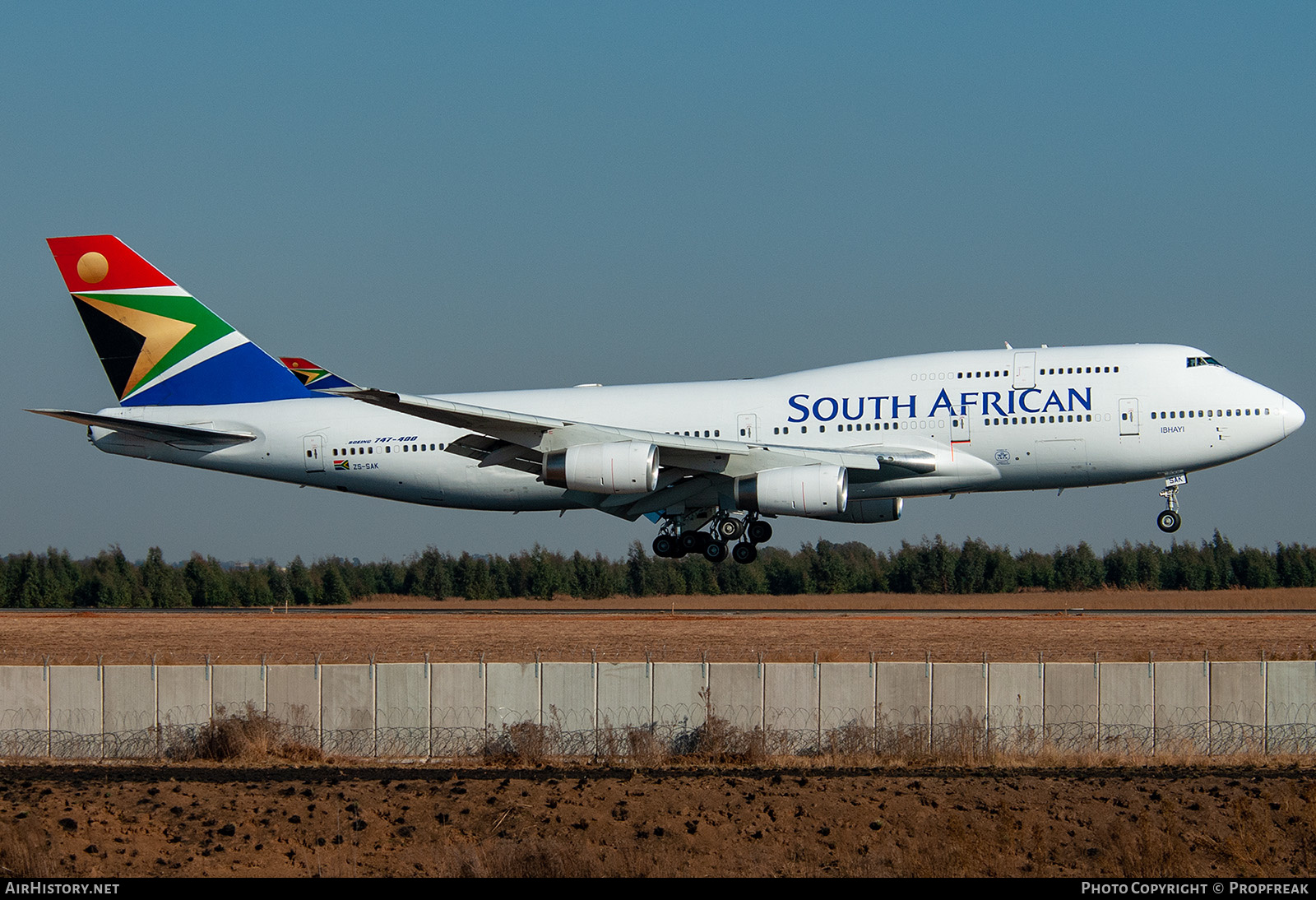 Aircraft Photo of ZS-SAK | Boeing 747-444 | South African Airways | AirHistory.net #567981