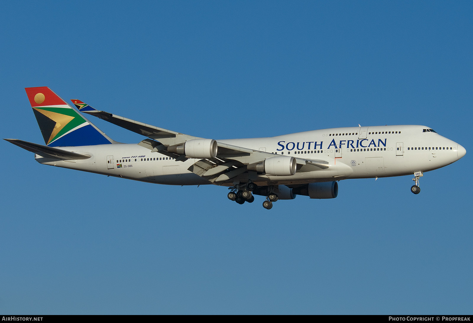 Aircraft Photo of ZS-SBS | Boeing 747-4F6 | South African Airways | AirHistory.net #567987
