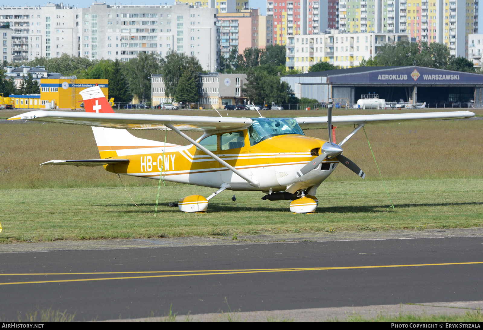 Aircraft Photo of HB-CWY | Cessna 182P Skylane | AirHistory.net #568014