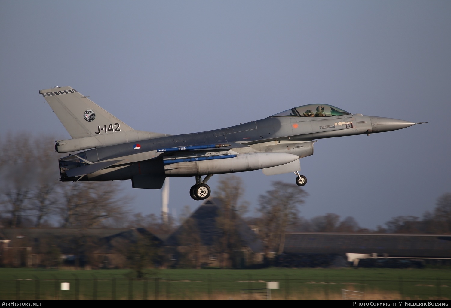 Aircraft Photo of J-142 | General Dynamics F-16AM Fighting Falcon | Netherlands - Air Force | AirHistory.net #568054