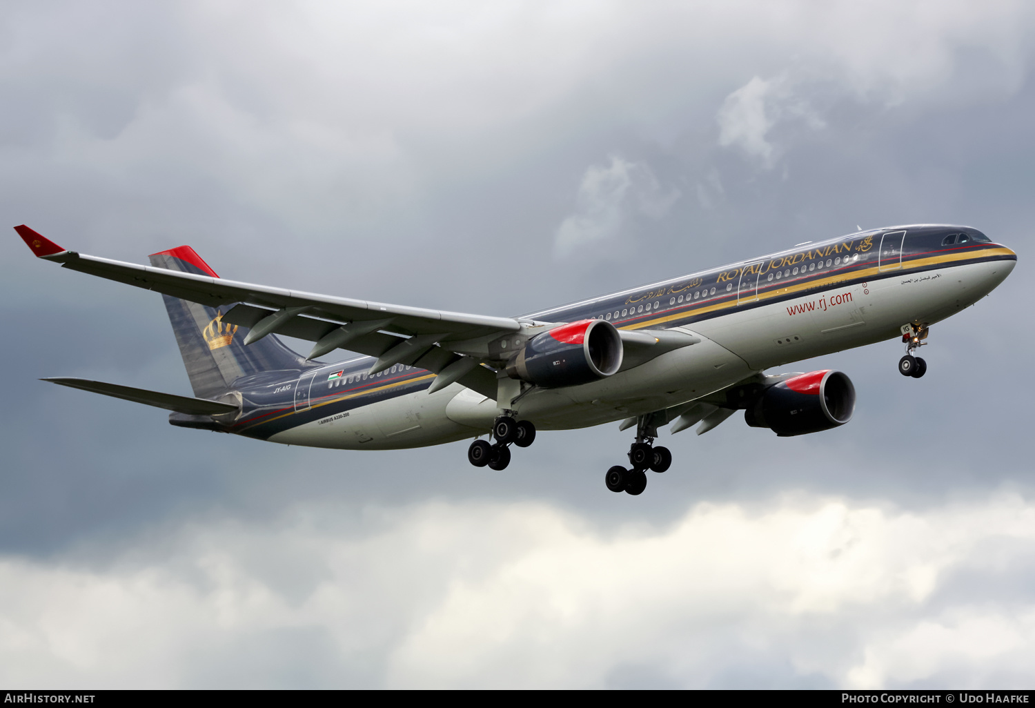 Aircraft Photo of JY-AIG | Airbus A330-223 | Royal Jordanian Airlines | AirHistory.net #568219