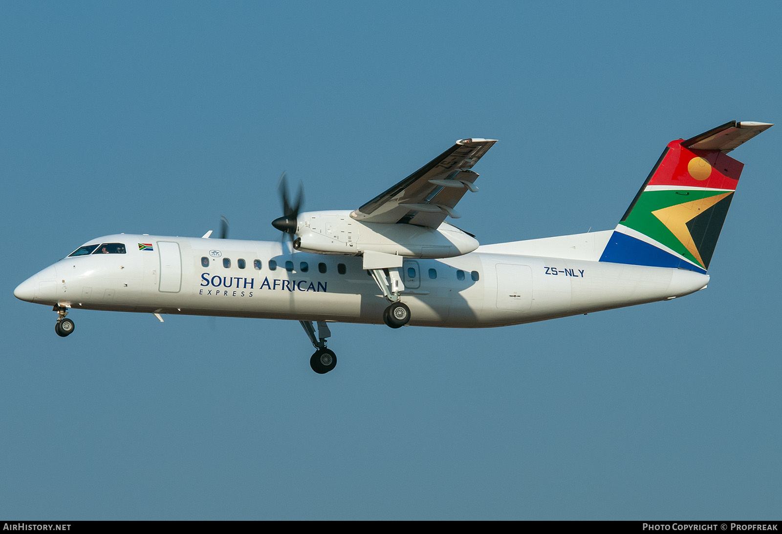Aircraft Photo of ZS-NLY | De Havilland Canada DHC-8-311B Dash 8 | South African Express Airways - SA Express | AirHistory.net #568251