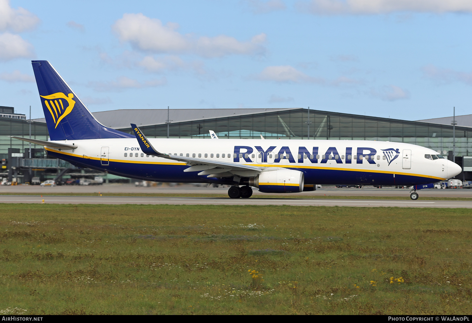 Aircraft Photo of EI-DYN | Boeing 737-8AS | Ryanair | AirHistory.net #568255