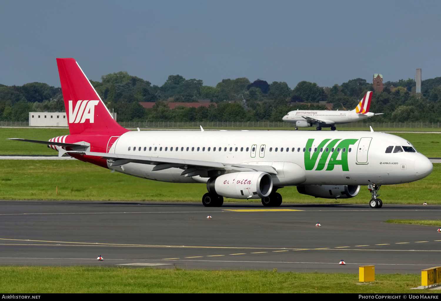 Aircraft Photo of LZ-MDR | Airbus A320-232 | VIA - Air VIA Bulgarian Airways | AirHistory.net #568353