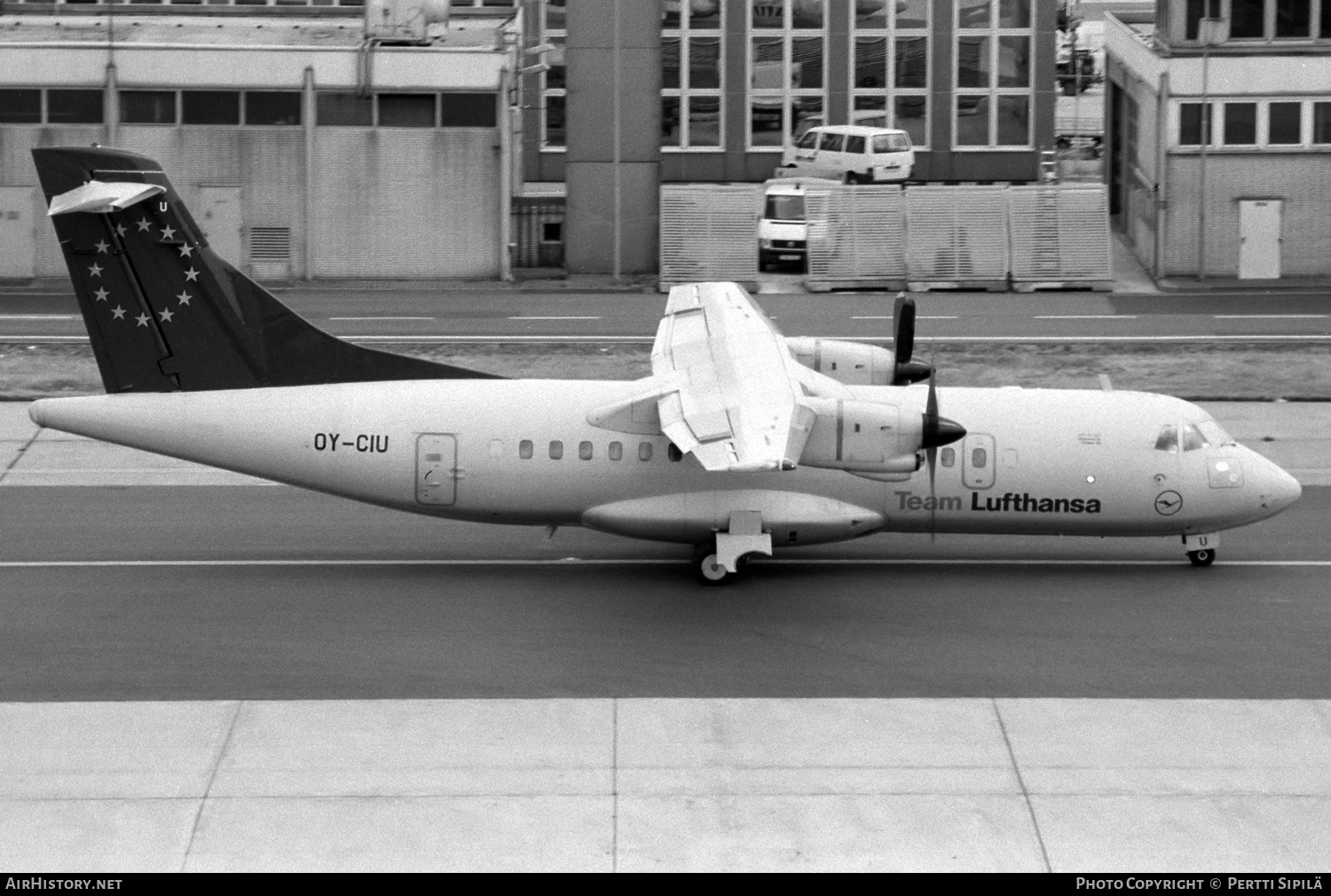 Aircraft Photo of OY-CIU | ATR ATR-42-300 | Team Lufthansa | AirHistory.net #568436