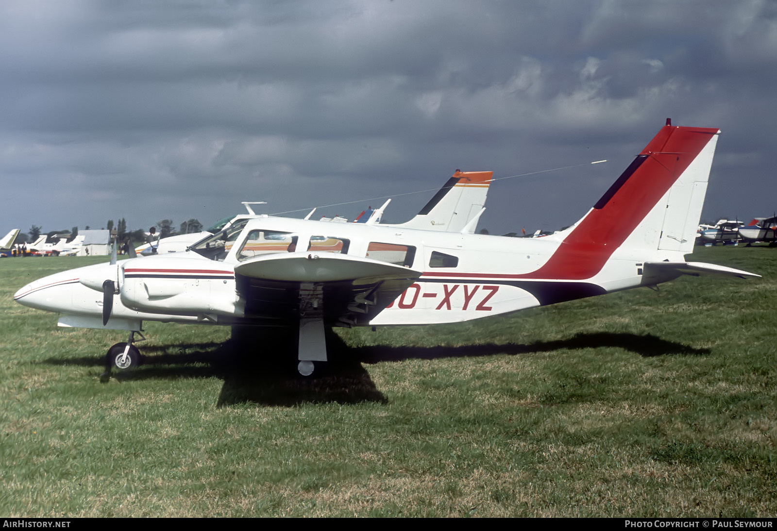 Aircraft Photo of OO-XYZ | Piper PA-34-200 Seneca | AirHistory.net #568564