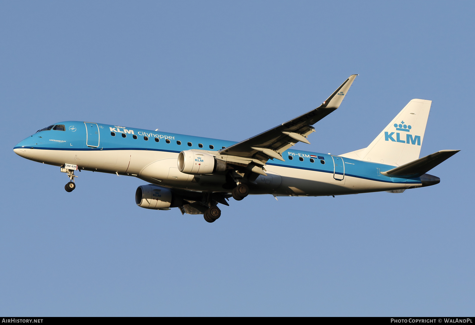 Aircraft Photo of PH-EXM | Embraer 175STD (ERJ-170-200STD) | KLM Cityhopper | AirHistory.net #568580