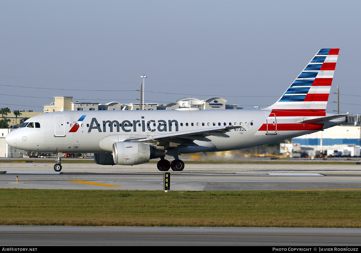 Aircraft Photo of N732US | Airbus A319-112 | American Airlines | AirHistory.net #568627
