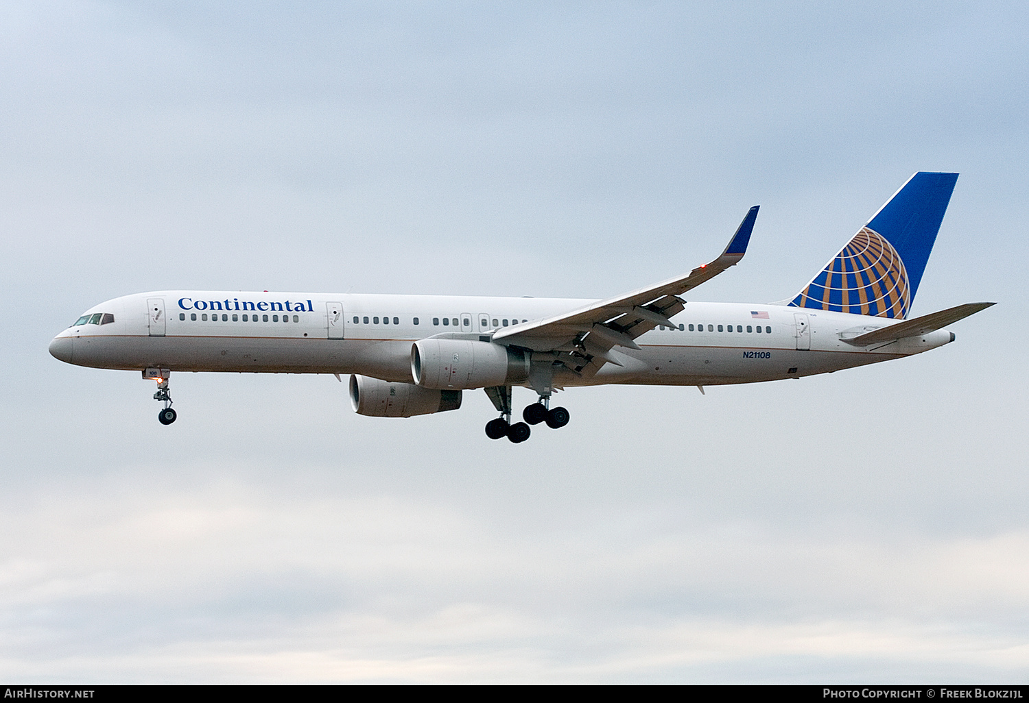 Aircraft Photo of N21108 | Boeing 757-224 | Continental Airlines | AirHistory.net #568647