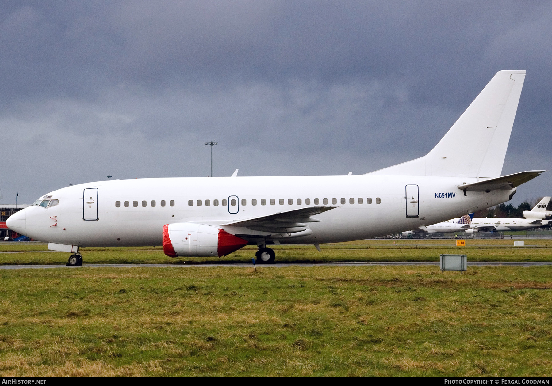 Aircraft Photo of N691MV | Boeing 737-522 | AirHistory.net #568680