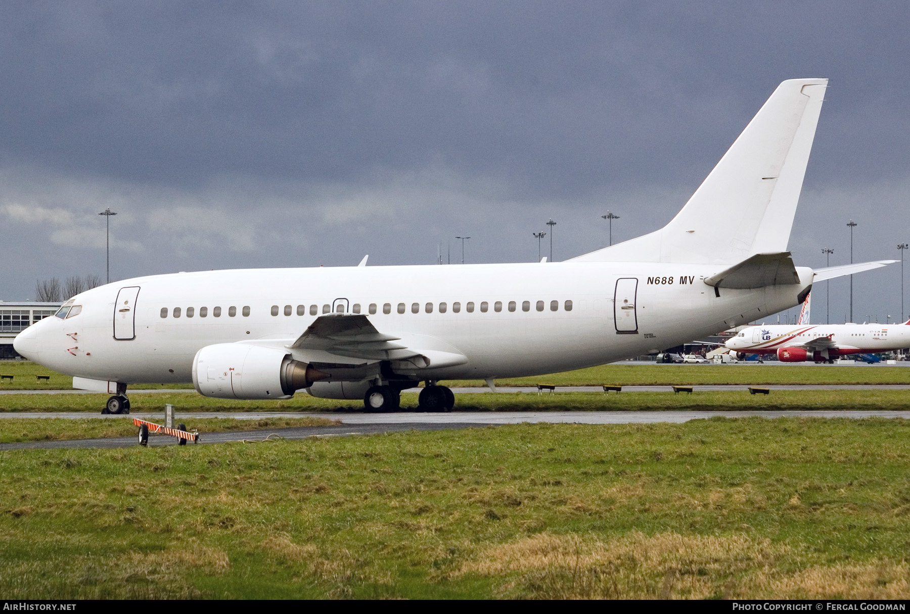 Aircraft Photo of N688MV | Boeing 737-522 | AirHistory.net #568683