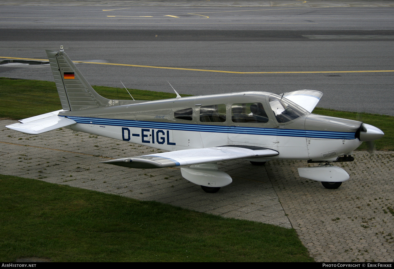 Aircraft Photo of D-EIGL | Piper PA-28-181 Archer II | AirHistory.net #568687