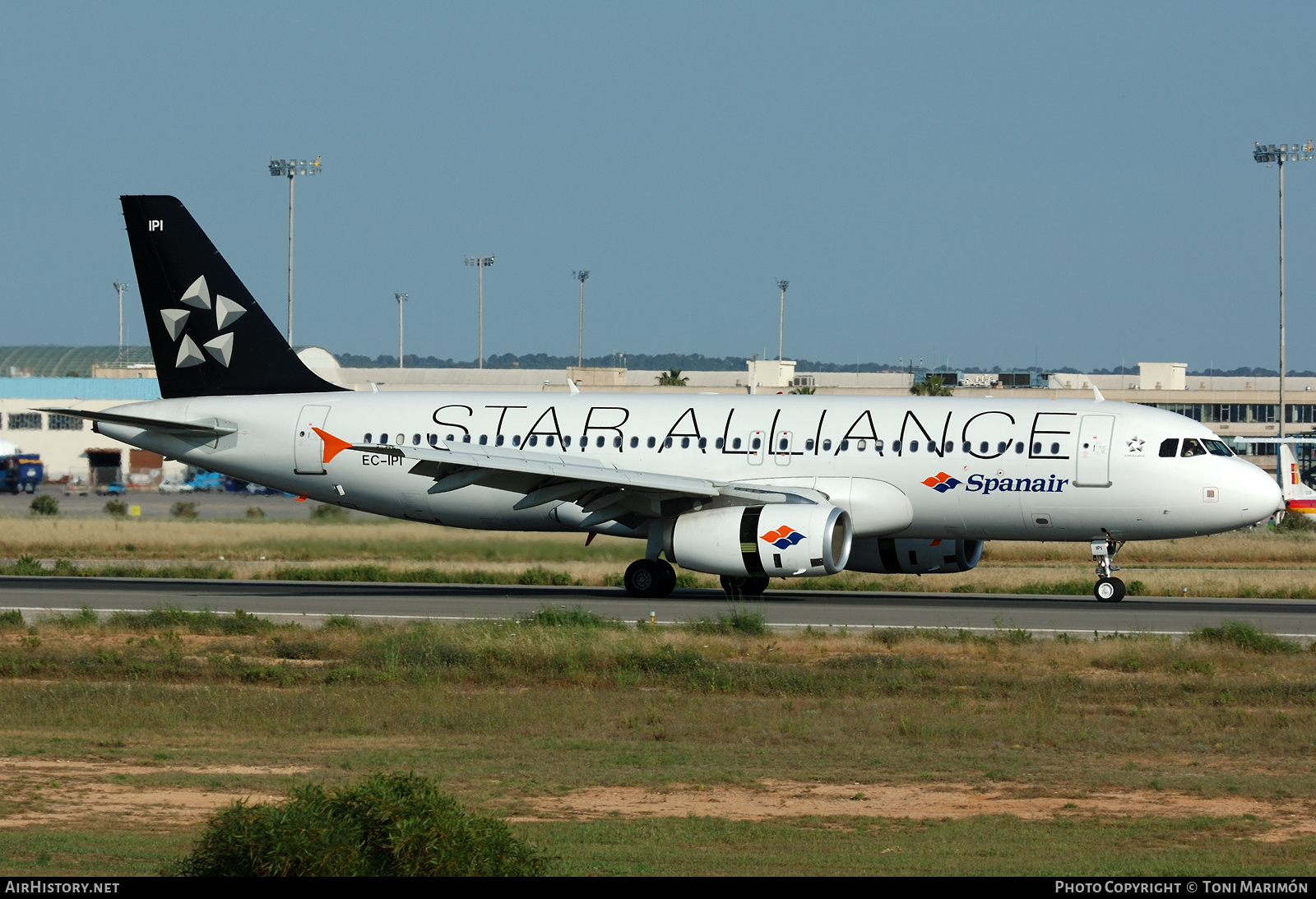 Aircraft Photo of EC-IPI | Airbus A320-232 | Spanair | AirHistory.net #568710