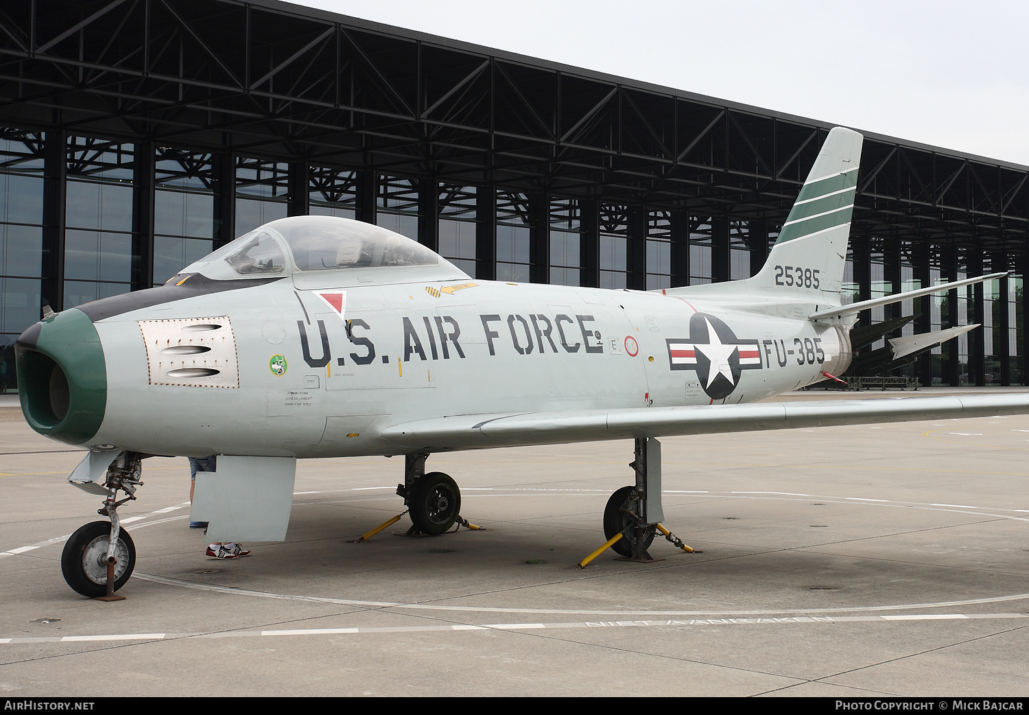 Aircraft Photo of 52-5385 / 25385 | North American F-86F Sabre | USA - Air Force | AirHistory.net #568746