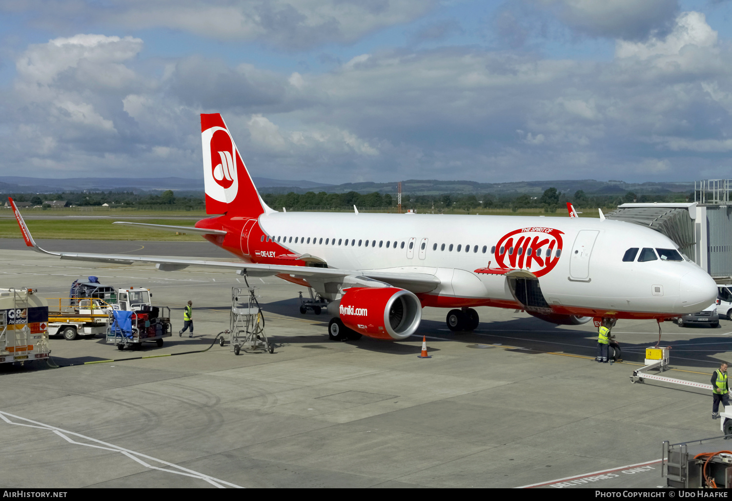 Aircraft Photo of OE-LEY | Airbus A320-214 | Niki | AirHistory.net #568778