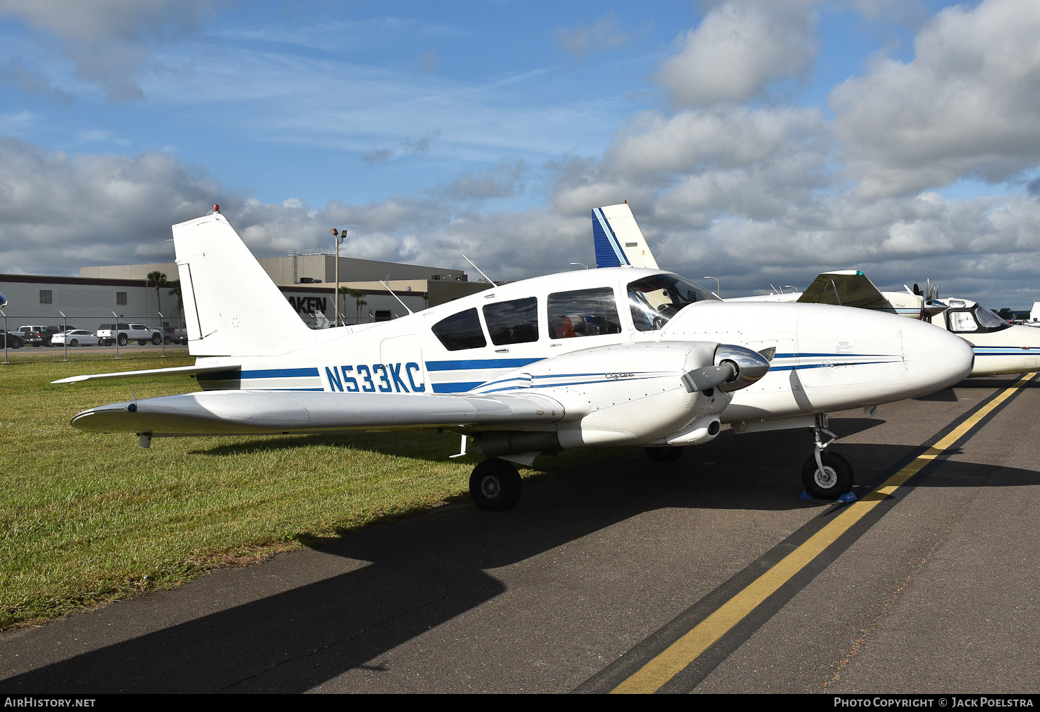 Aircraft Photo of N533KC | Piper PA-23-250 Aztec | AirHistory.net #568791