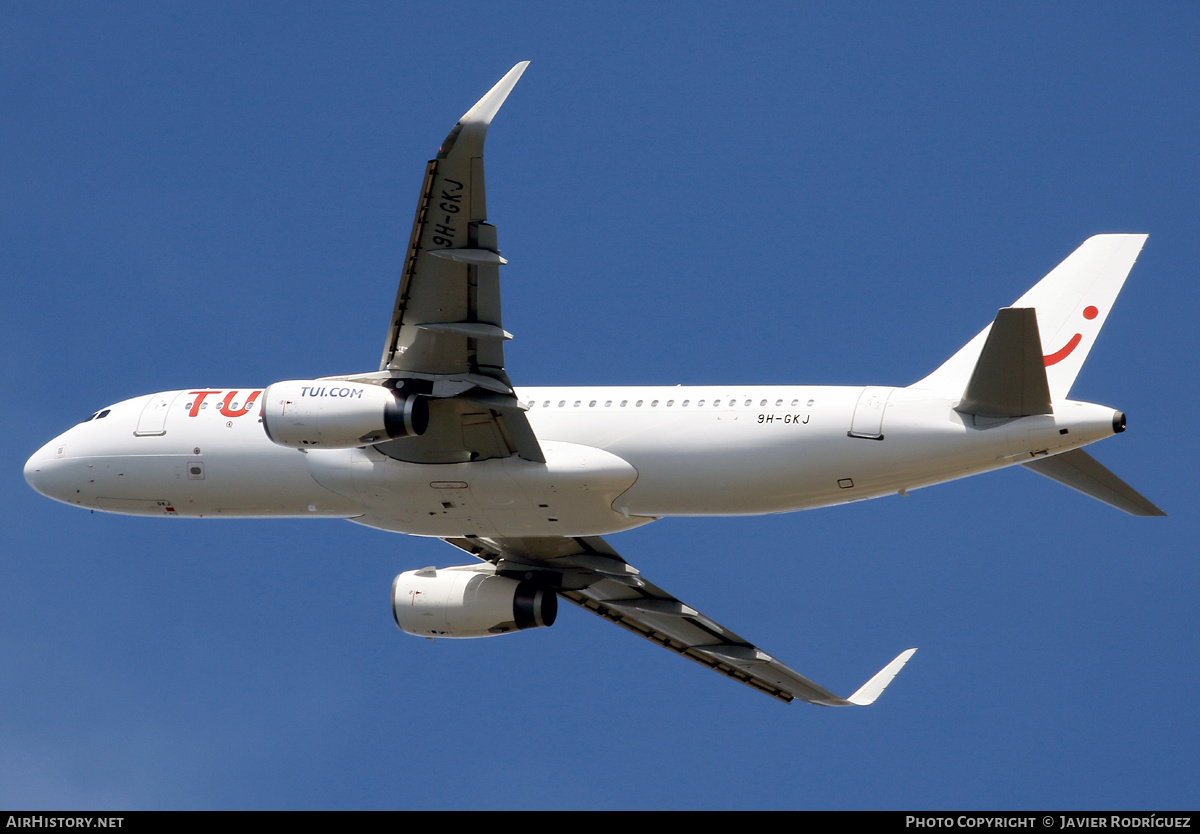 Aircraft Photo of 9H-GKJ | Airbus A320-232 | TUI | AirHistory.net #568832