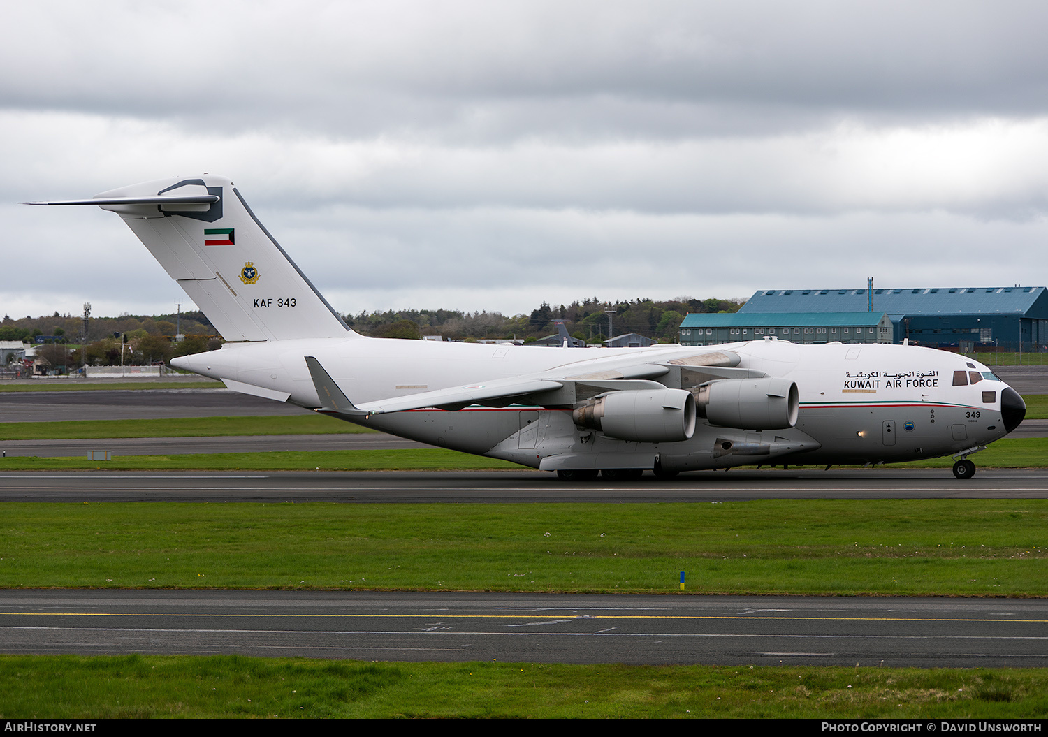 Aircraft Photo of KAF343 | Boeing C-17A Globemaster III | Kuwait - Air Force | AirHistory.net #568882