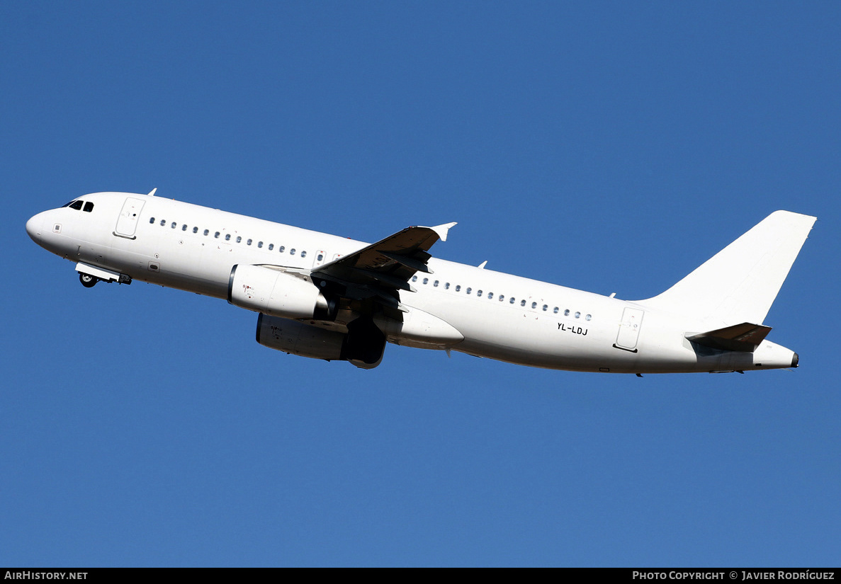 Aircraft Photo of YL-LDJ | Airbus A320-232 | AirHistory.net #568928