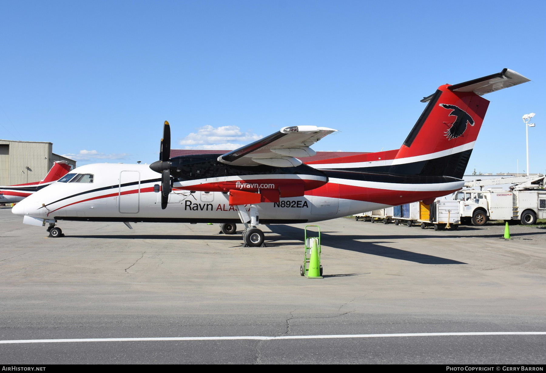 Aircraft Photo of N892EA | De Havilland Canada DHC-8-106 Dash 8 | Ravn Alaska | AirHistory.net #569003