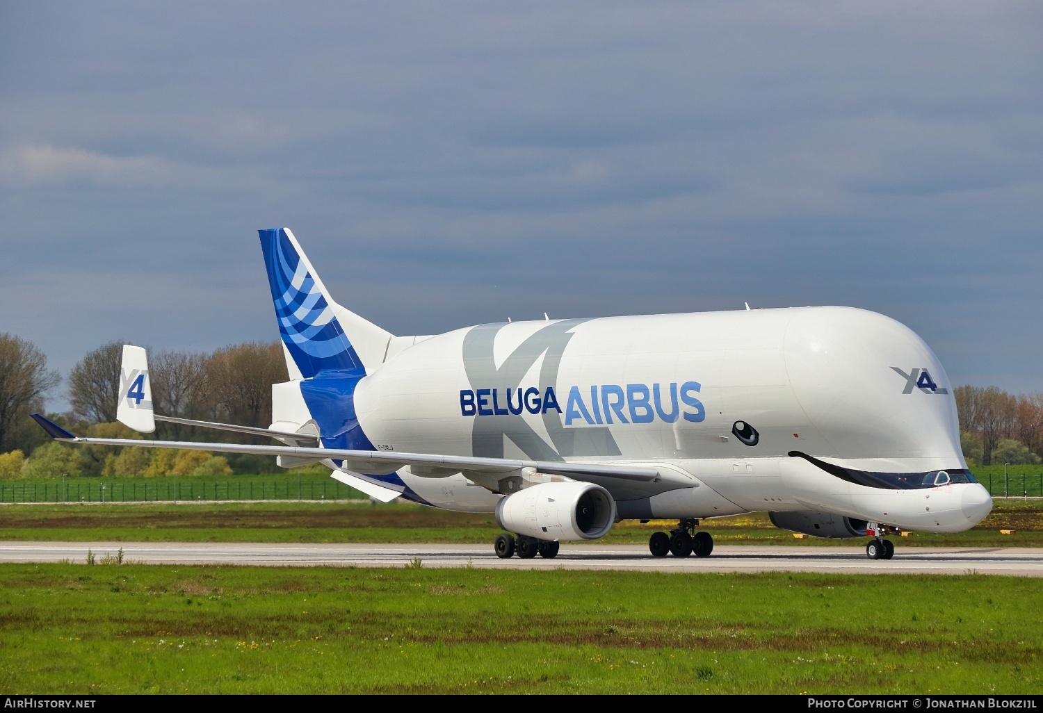 Aircraft Photo of F-GXLJ | Airbus A330-743L Beluga XL | Airbus | AirHistory.net #569025