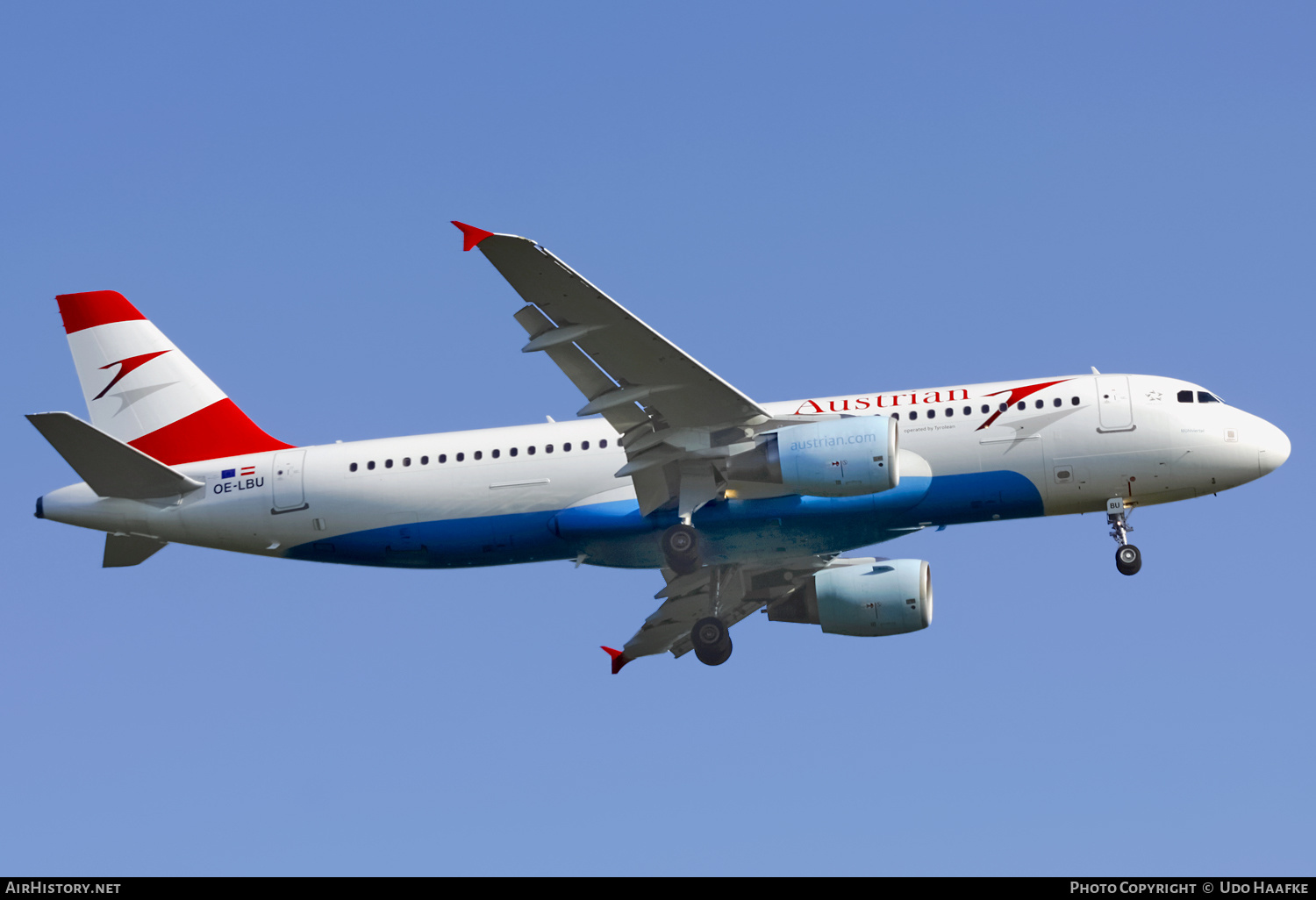 Aircraft Photo of OE-LBU | Airbus A320-214 | Austrian Airlines | AirHistory.net #569073