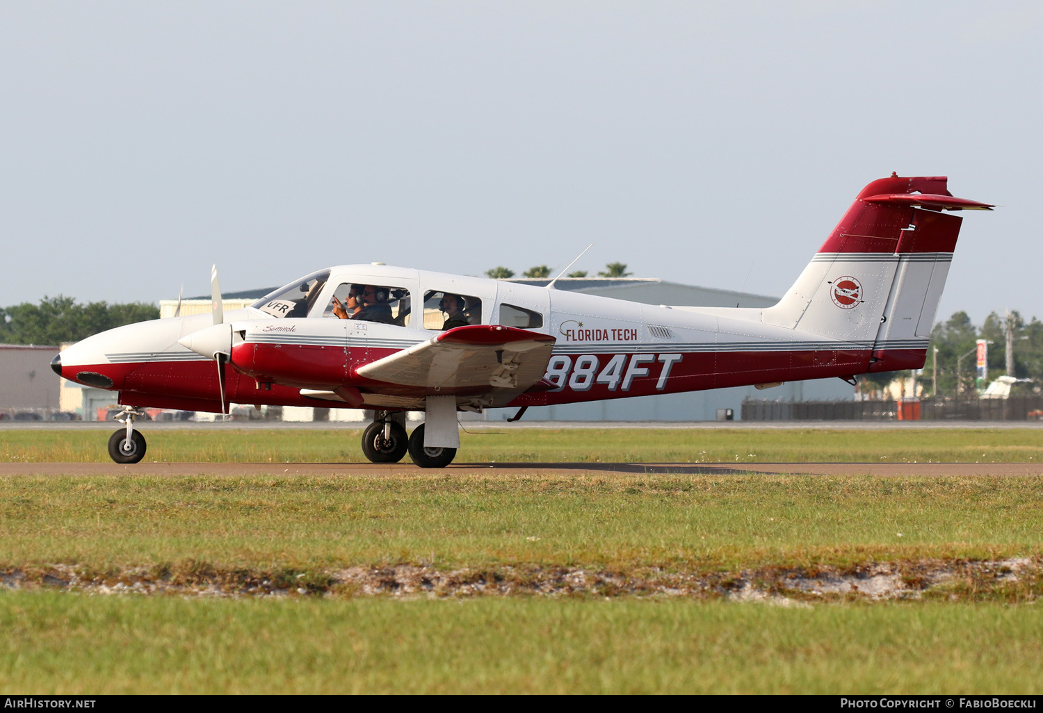 Aircraft Photo of N884FT | Piper PA-44-180 Seminole | Florida Institute of Technology | AirHistory.net #569141
