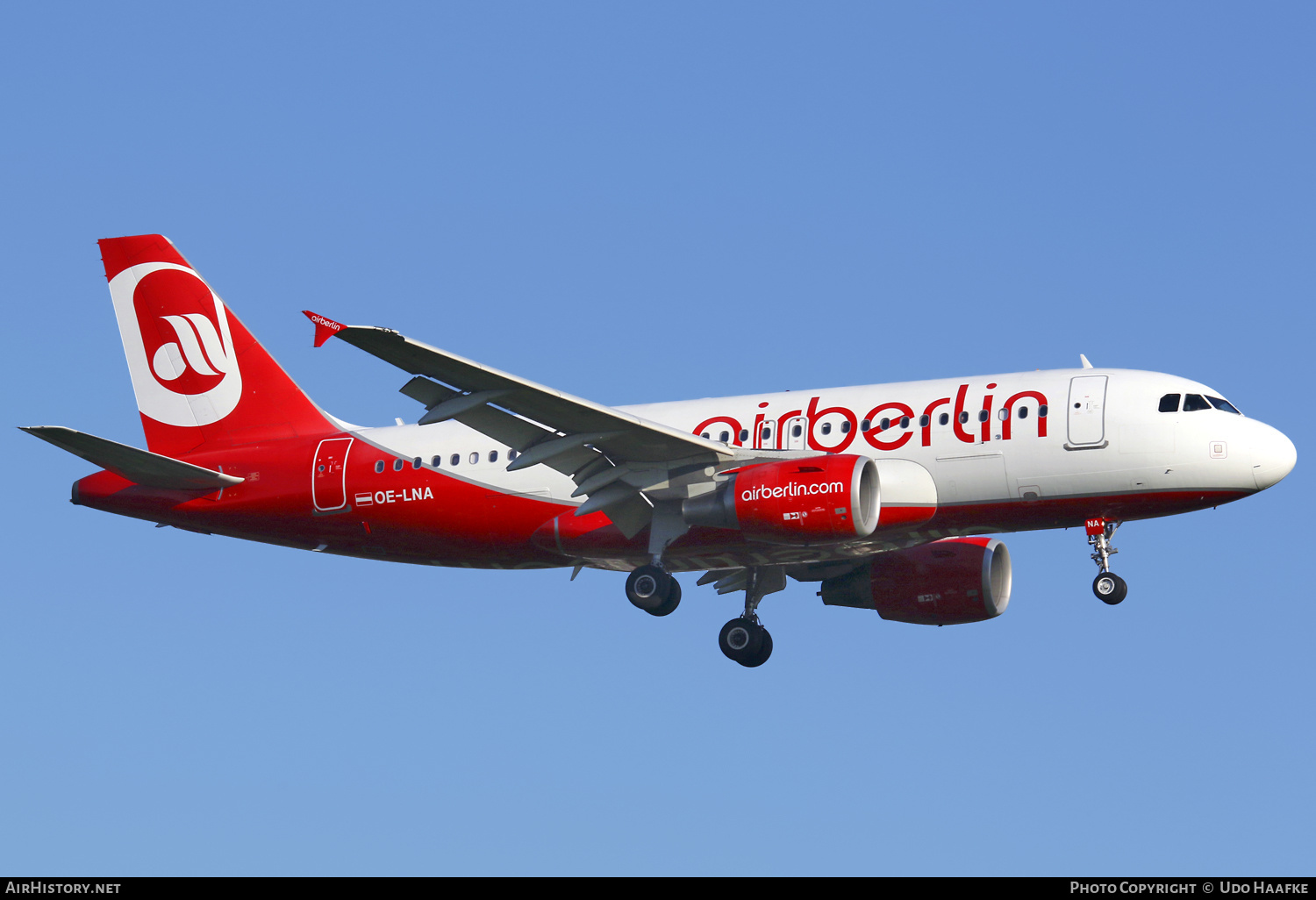 Aircraft Photo of OE-LNA | Airbus A319-112 | Air Berlin | AirHistory.net #569199