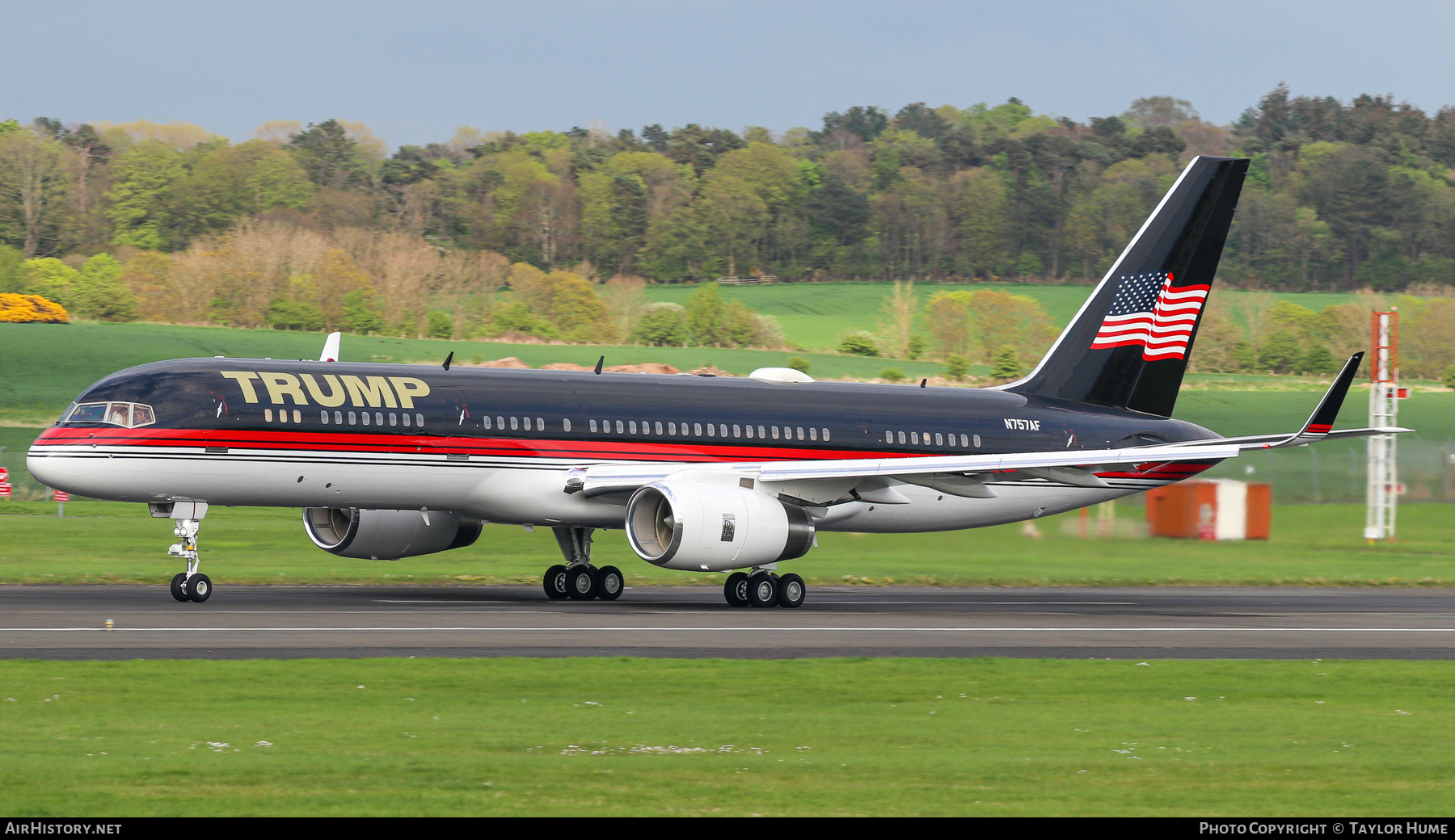 Aircraft Photo of N757AF | Boeing 757-2J4 | Trump | AirHistory.net #569309