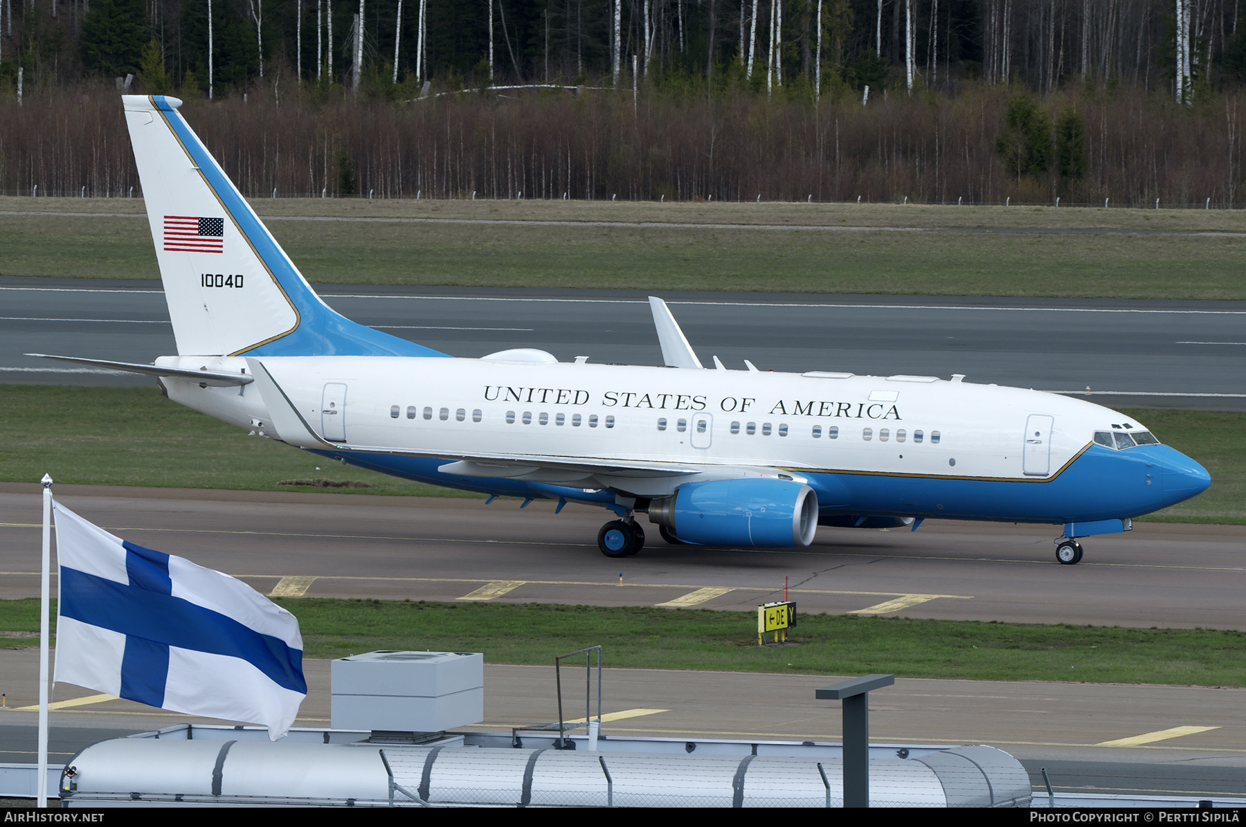 Aircraft Photo of 01-0040 / 10040 | Boeing C-40B | USA - Air Force | AirHistory.net #569404