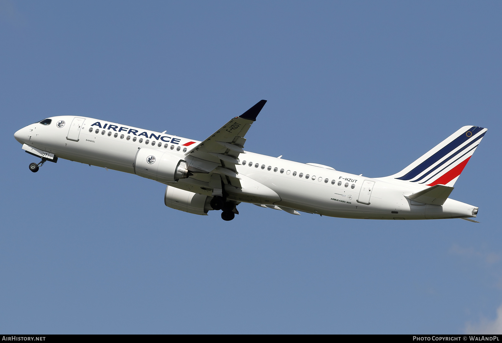 Aircraft Photo of F-HZUT | Airbus A220-371 (BD-500-1A11) | Air France | AirHistory.net #569419